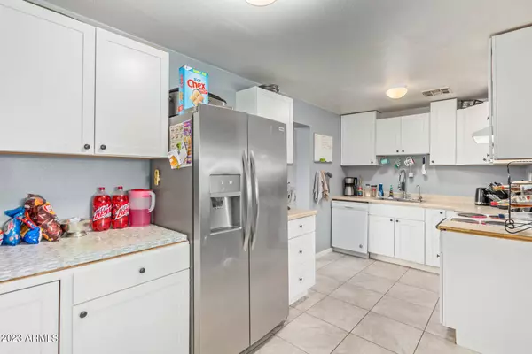 4634 S 20th Street, Phoenix, AZ 85040