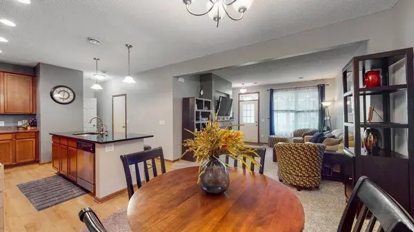 15618 Emerald DR N #6, Hugo, MN 55038