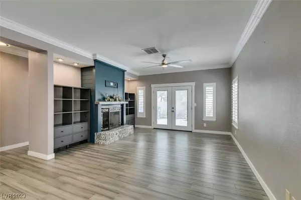 2532 Golden Sands Drive, Las Vegas, NV 89128