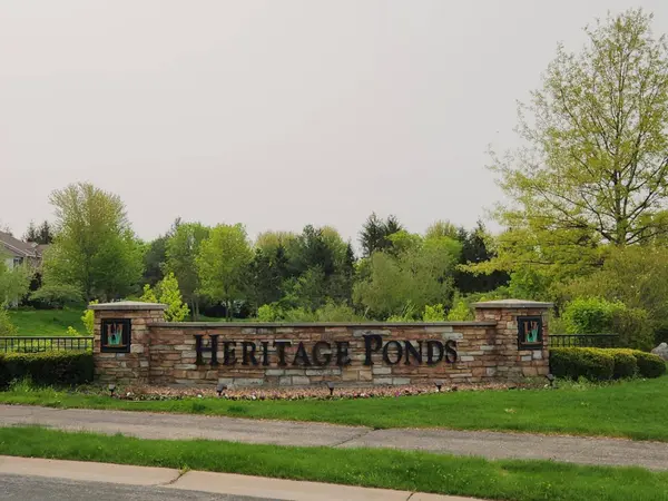 15618 Emerald DR N #6, Hugo, MN 55038