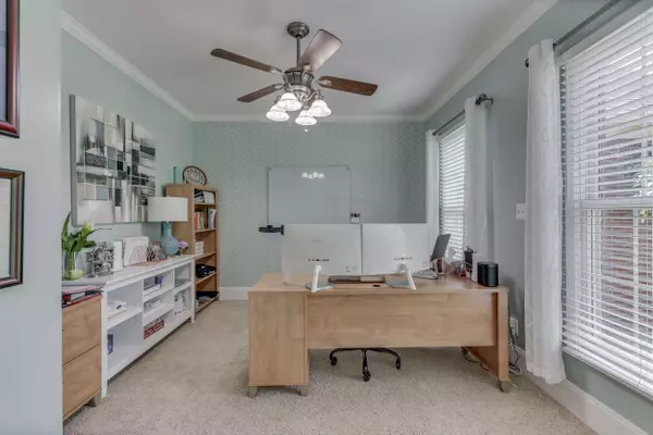 797 Old Eagle WAY, Greenwood, IN 46143