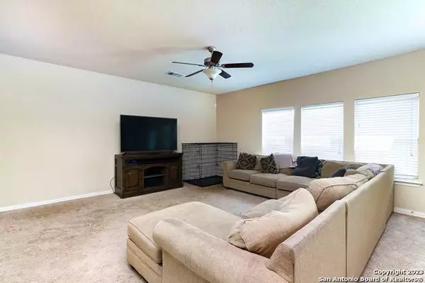 746 Pelican Beach, San Antonio, TX 78221