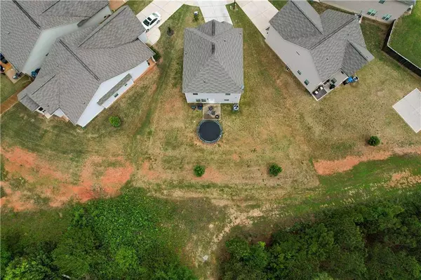 424 Hyder CT, Mcdonough, GA 30253