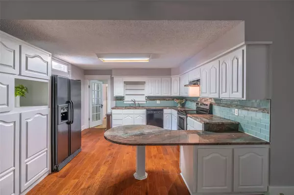 150 Rs County Road 3340, Emory, TX 75440