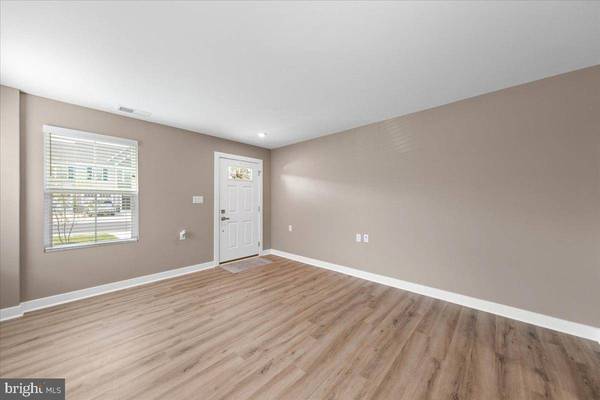 28009 DEW DROP LN, Millville, DE 19967