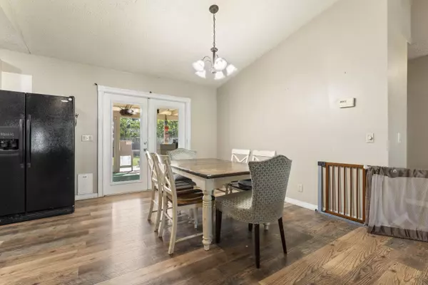 1611 SE Mariner LN, Port Saint Lucie, FL 34983