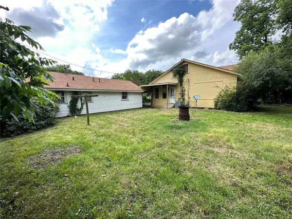 1212 Delhi Street, Bossier City, LA 71111