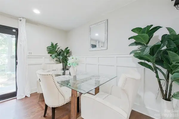 1733 Aster LN, Gastonia, NC 28054