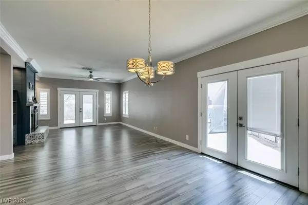 2532 Golden Sands Drive, Las Vegas, NV 89128