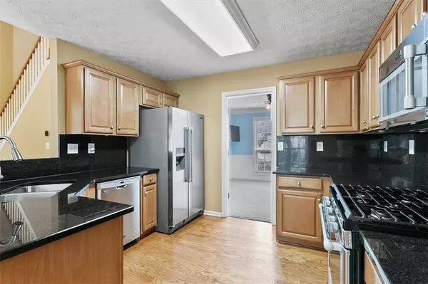 6018 Farmwood WAY SE, Mableton, GA 30126