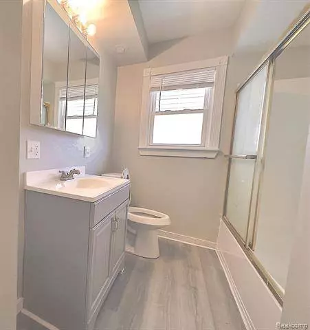 829 CLEVELAND Avenue, Lincoln Park, MI 48146