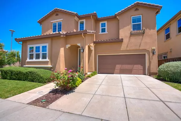 948 Willow Bridge DR, Folsom, CA 95630