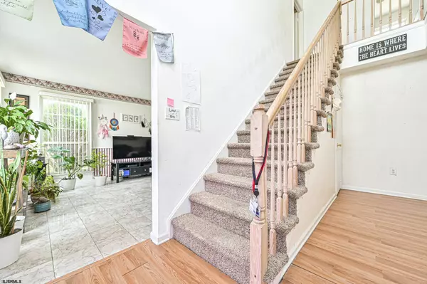 177 E Mourning Dove Way Way, Galloway Township, NJ 08205