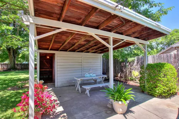 1515 Los Molinos WAY, Sacramento, CA 95864