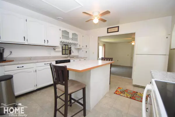 704 Isham St., Owosso, MI 48867