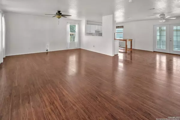 111 SPRUCE BREEZE, San Antonio, TX 78245-2987