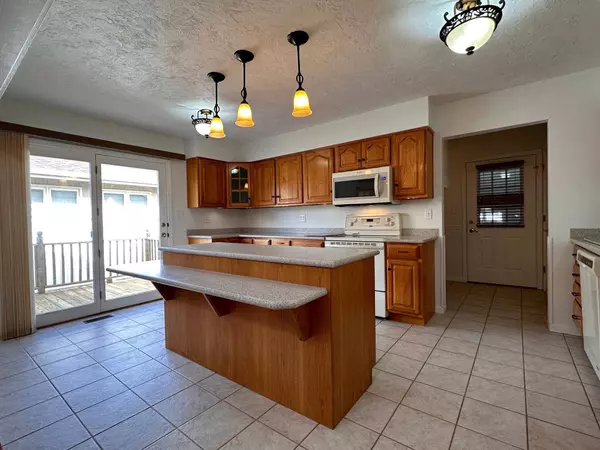 513 N Buckingham CT, Anderson, IN 46013