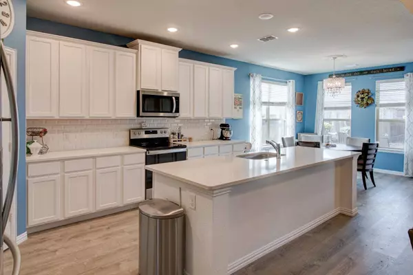 3800 Arroyo Trail, Denton, TX 76208