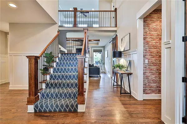 1409 Kensington LN, Raymore, MO 64083