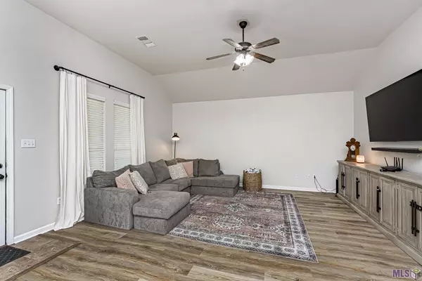 38240 CORAL REEF CT, Gonzales, LA 70737