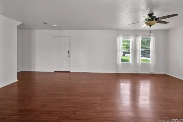 111 SPRUCE BREEZE, San Antonio, TX 78245-2987