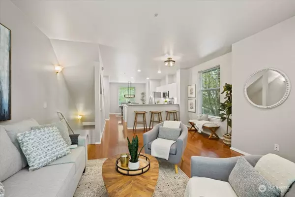 16125 Juanita-Woodinville WAY NE #2001, Bothell, WA 98011