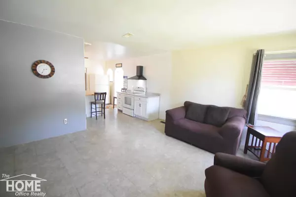 704 Isham St., Owosso, MI 48867