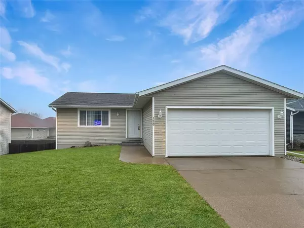 120 S 22nd Street, Marion, IA 52302