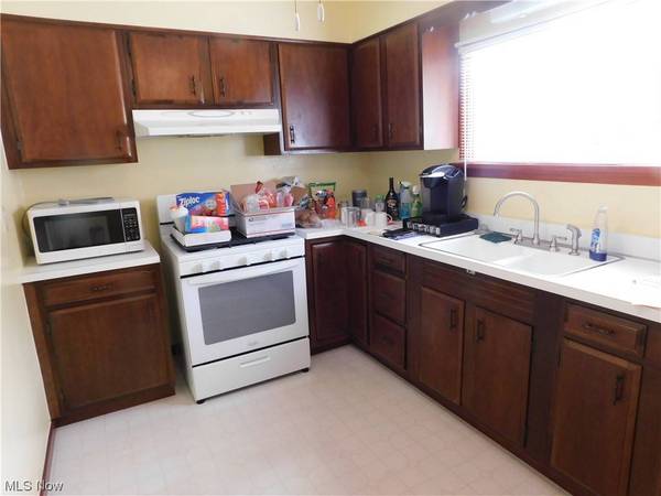 149 Frazier AVE, Bellaire, OH 43906