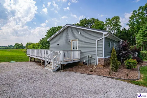 227 Chester Lane, Brandenburg, KY 40108