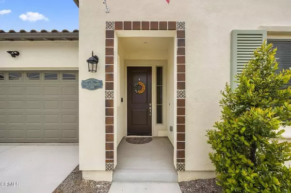 545 Eureka DR, Santa Paula, CA 93060