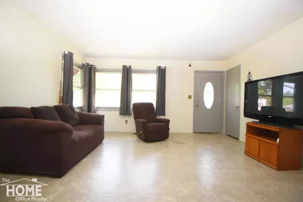 704 Isham St., Owosso, MI 48867