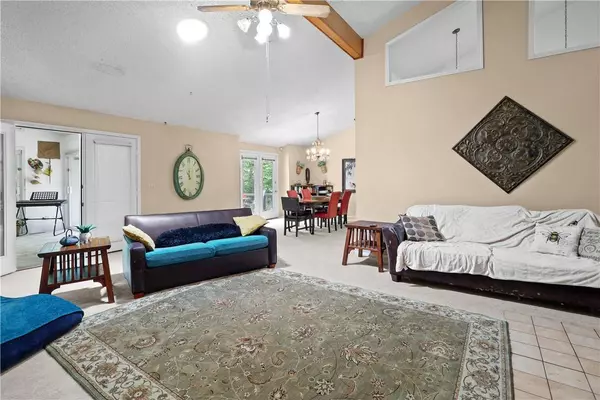 8 Tarland Lane, Bella Vista, AR 72715