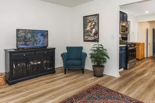 1845 A W That Road, Bloomington, IN 47403-9464