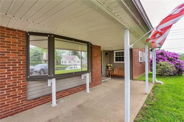 332 Center Rd, Monroeville, PA 15146