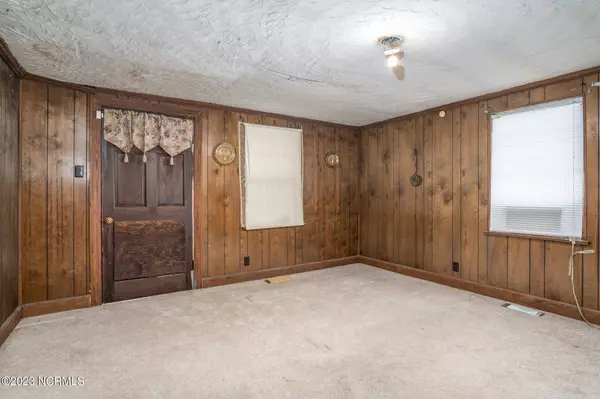 9042 Tar River Church Road, Elm City, NC 27822