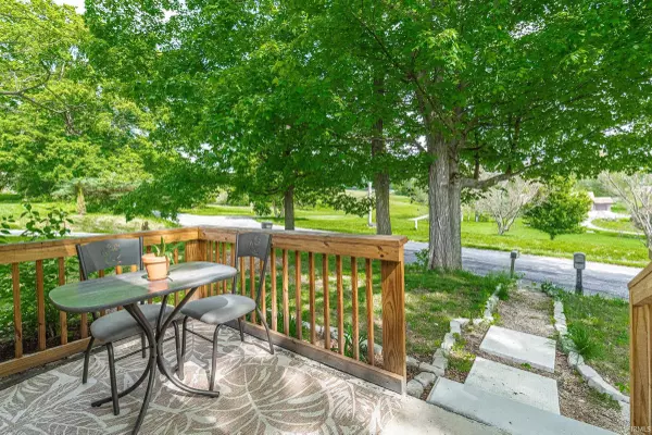 1845 A W That Road, Bloomington, IN 47403-9464