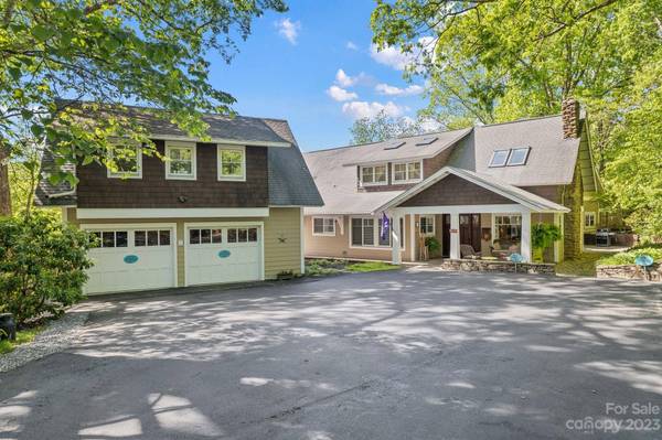 207 Rhododendron AVE, Black Mountain, NC 28711