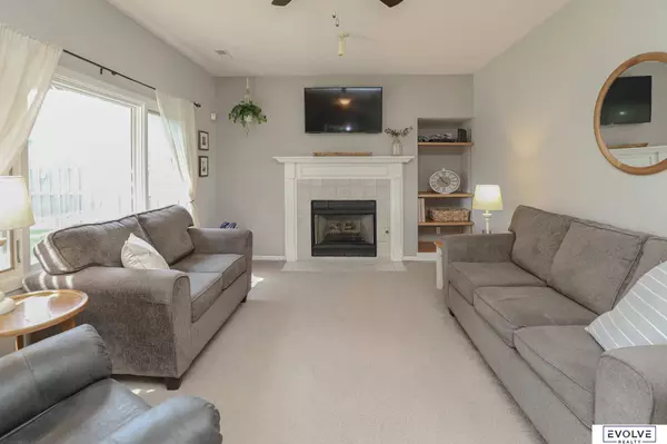 4250 N 163rd Avenue, Omaha, NE 68116