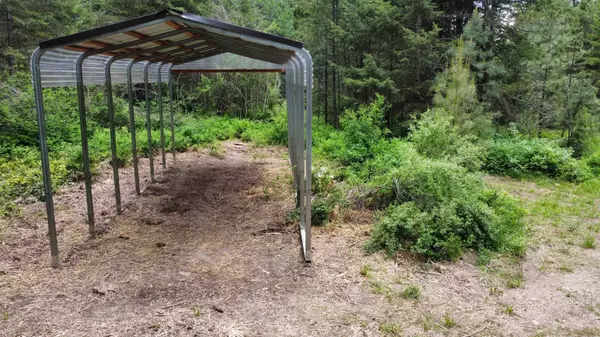 3800 Boyles Rd, Springdale, WA 99173