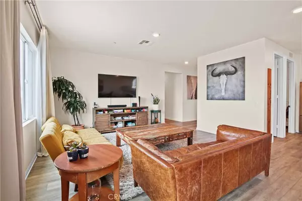 34563 Meadowside LN, Winchester, CA 92596