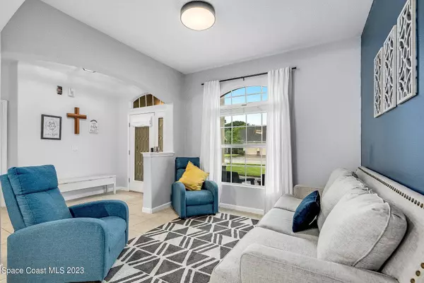 261 Grouper Circle SE, Palm Bay, FL 32909