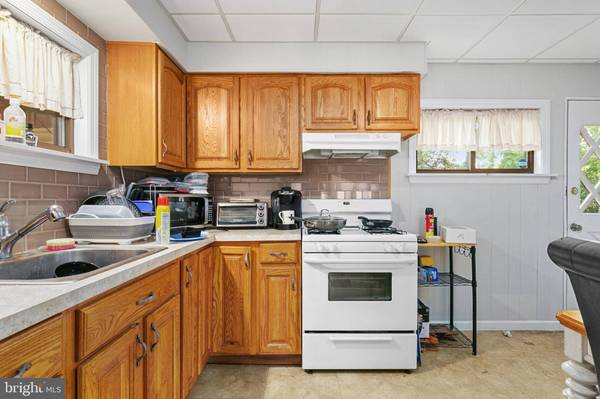 224 MARKET PL, Glassboro, NJ 08028