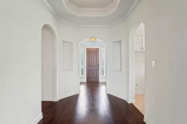 2812 Pino, Grand Prairie, TX 75054