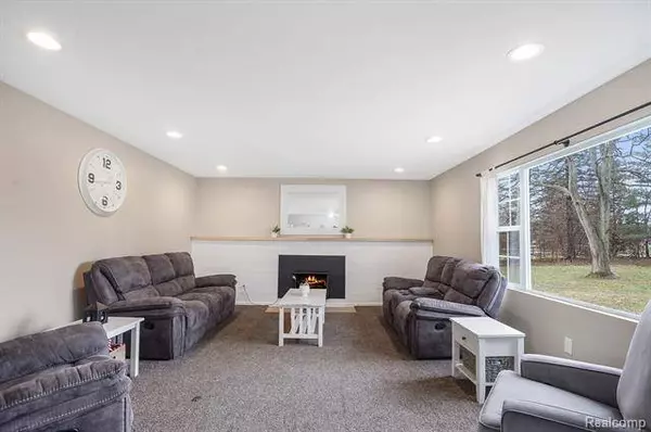 7269 BROPHY Road, Howell, MI 48855