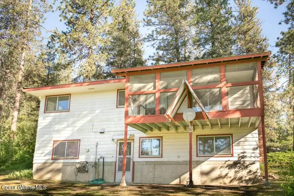 12081 N CHASE RD, Rathdrum, ID 83858