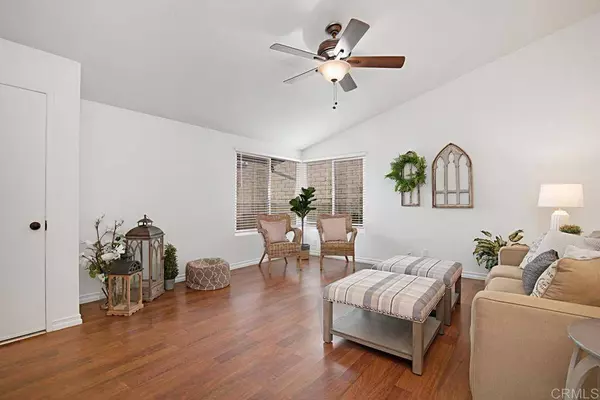 2921 Hypoint AVE, Escondido, CA 92027