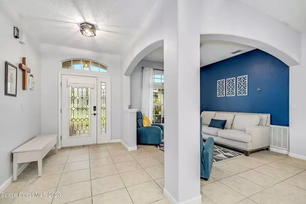 261 Grouper Circle SE, Palm Bay, FL 32909