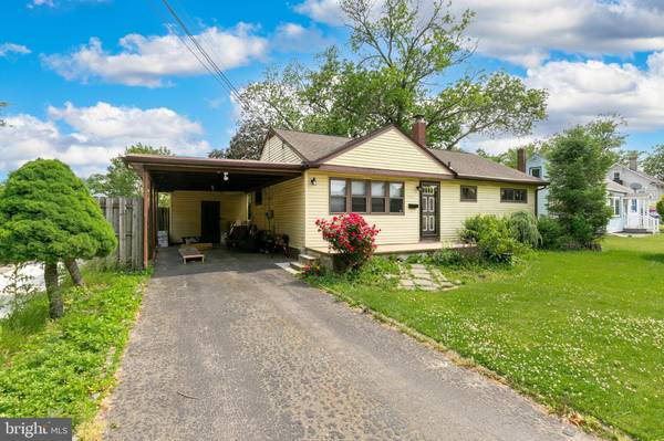 224 MARKET PL, Glassboro, NJ 08028