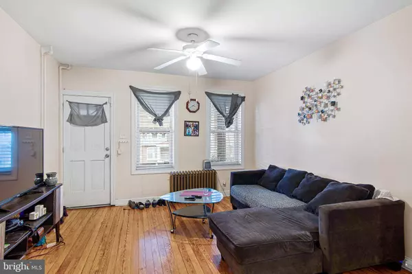 423 S BROOM ST, Wilmington, DE 19805